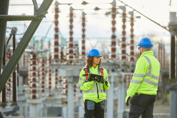 Best Electrical Repair Services  in Lakewood, OH