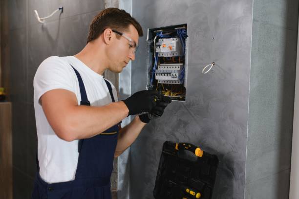 Best Outdoor Lighting Installation  in Lakewood, OH